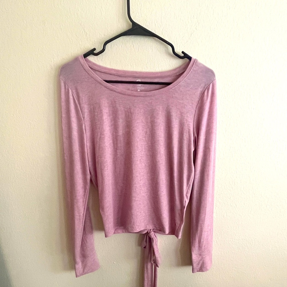 Gap Fit Breath Work out top NWT Size M